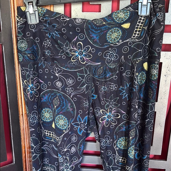 Yoga democracy sugar skull leggings - Picture 2 of 4